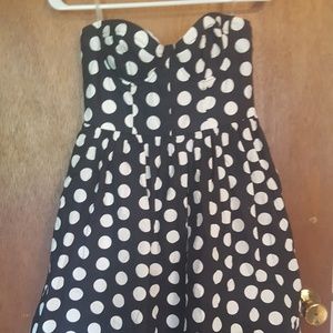 🌻 - 2 for $20 Strapless dress